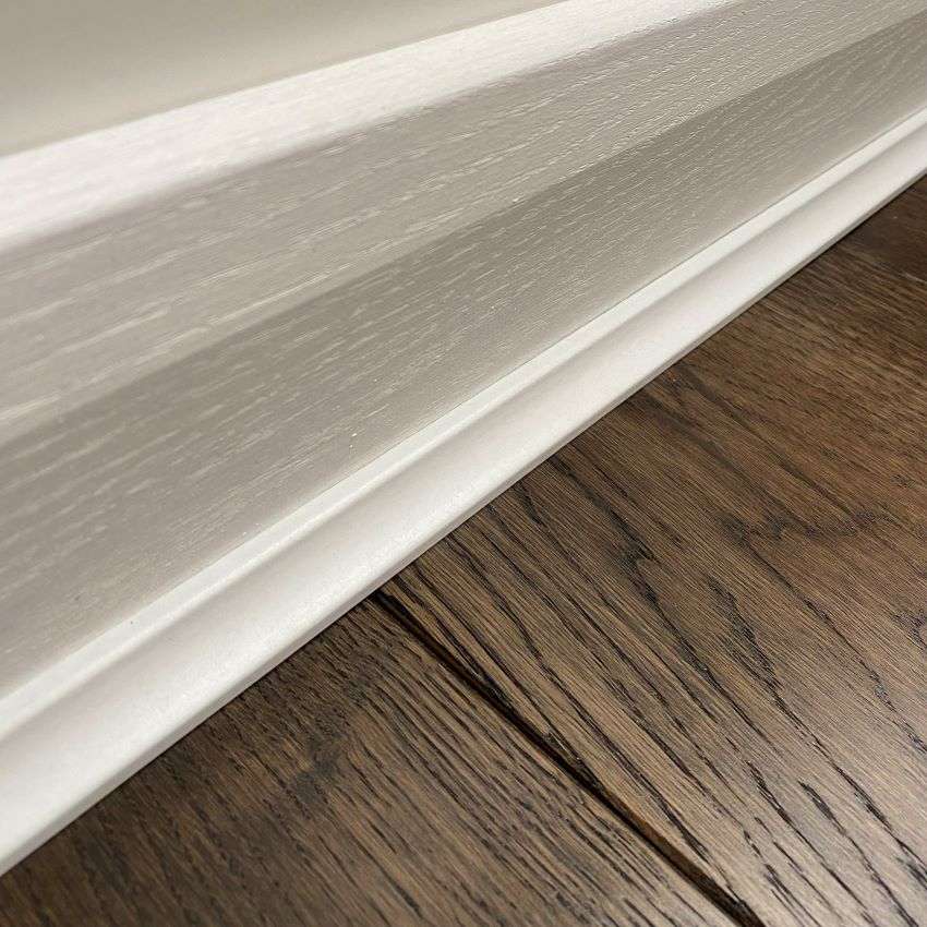 White Laminate Scotia 16x16mm 2.4m lengths