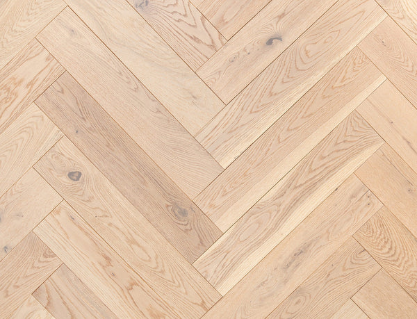 Saillon Engineered Herringbone Oak